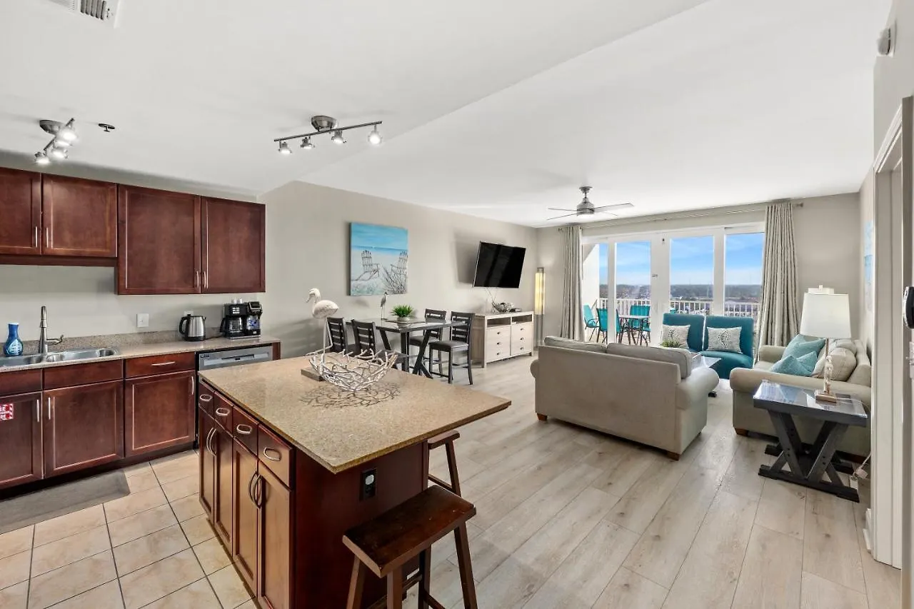 Laketown Wharf 1233 - Anchors Away Panama City Beach 0*,  United States
